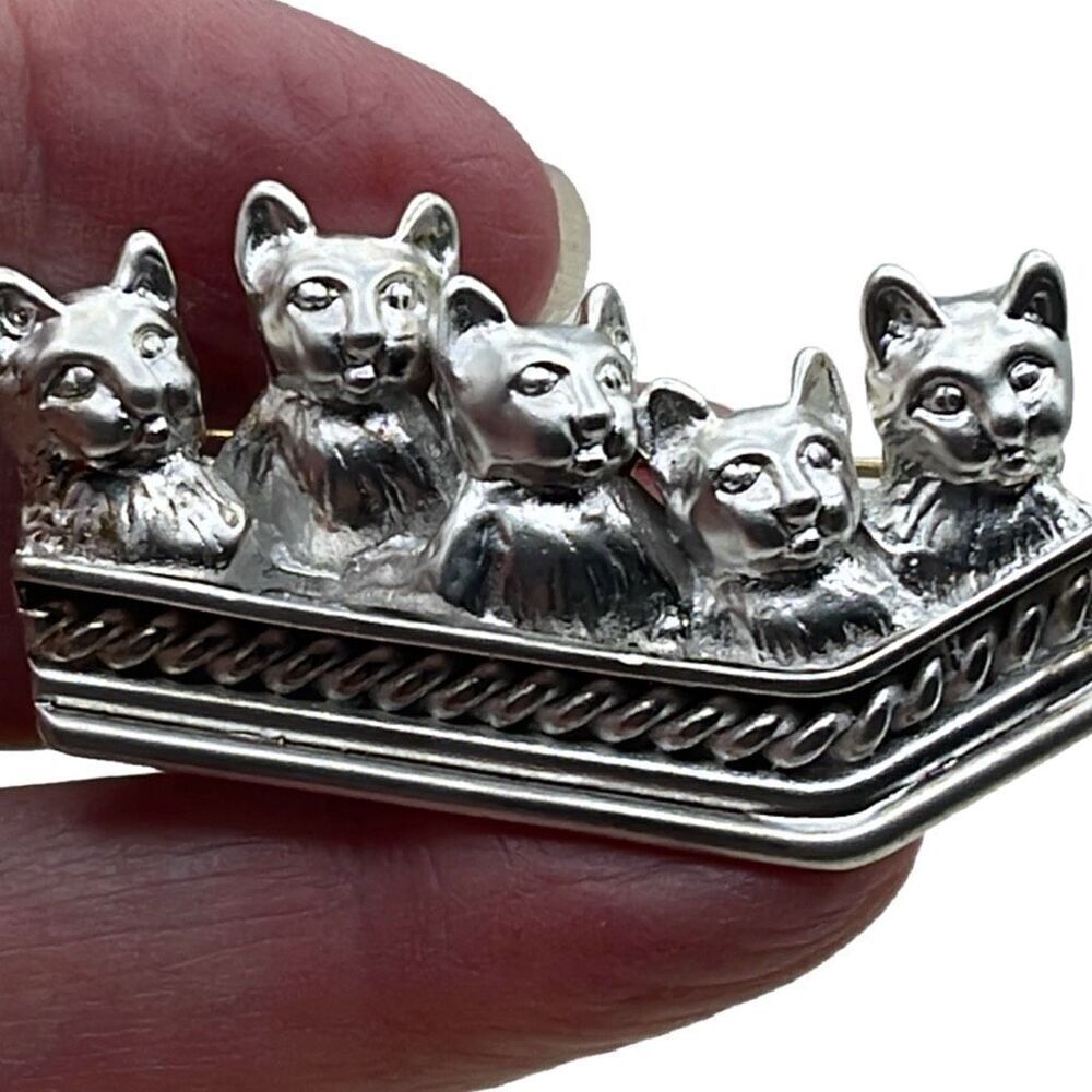 Vintage Kitties in a basket brooch.